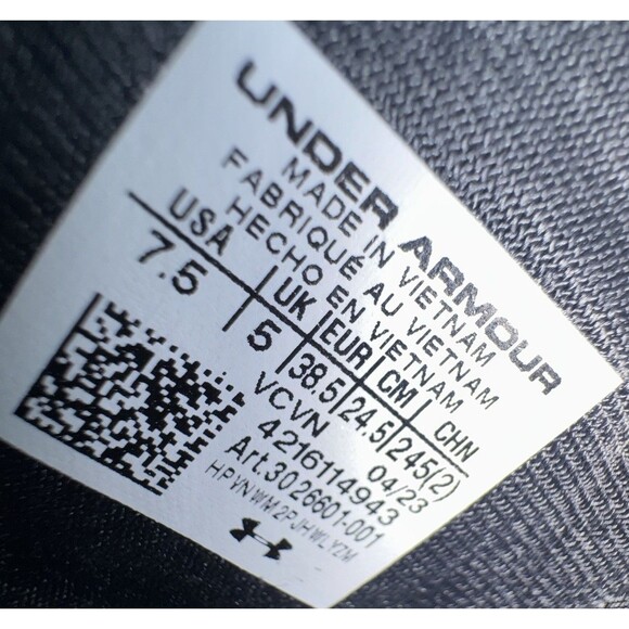 Under Armour Glyde 2 MT LE Womens Size 7.5 Black Softball Cleats Metal Athletic - Picture 8 of 8